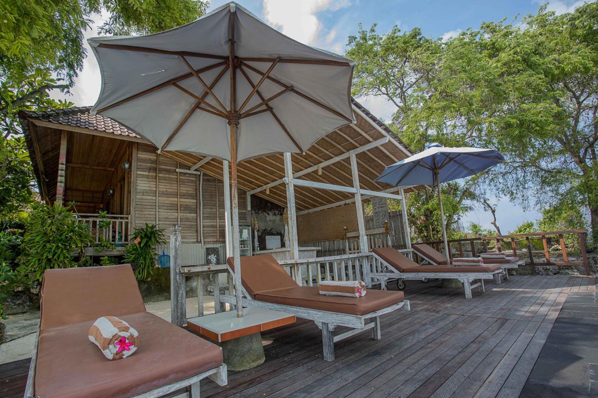 Wooden Beach Sunset Cottages Нуса Лембонган Екстериор снимка